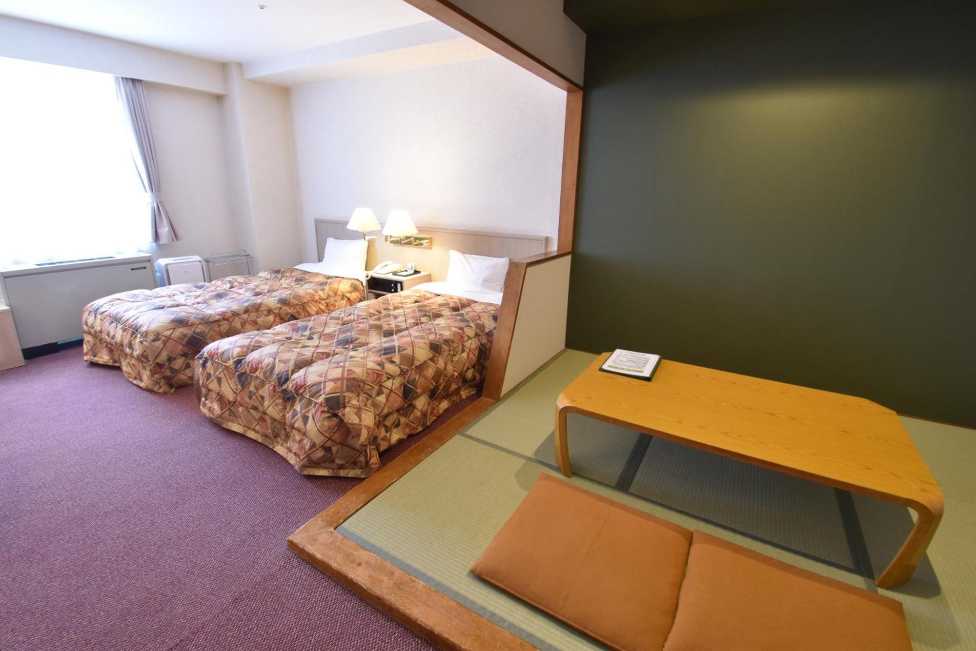 Biei Shirogane Onsen Hotel Park Hills Стая снимка