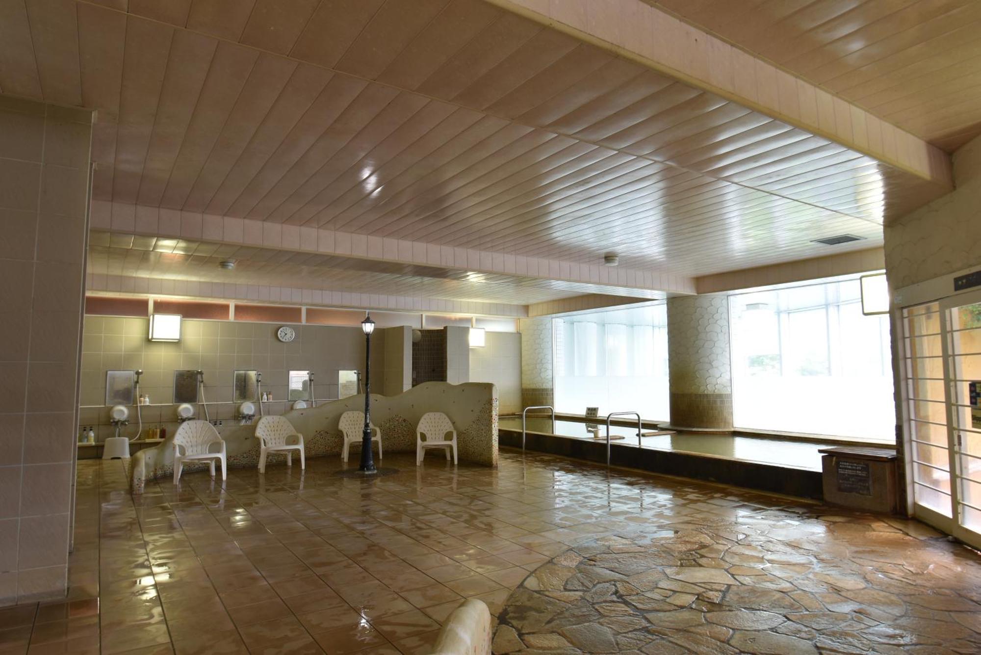 Biei Shirogane Onsen Hotel Park Hills Екстериор снимка