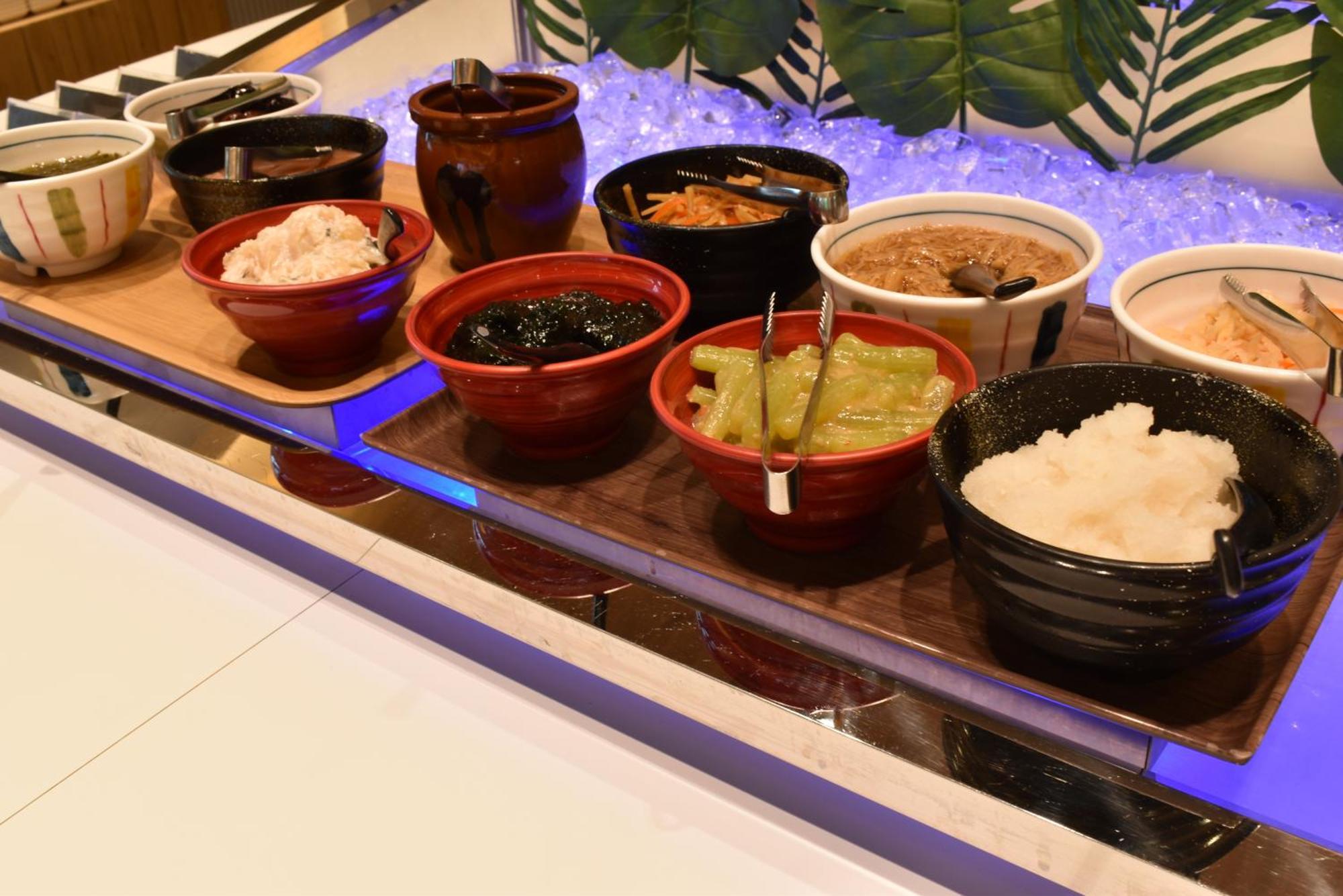 Biei Shirogane Onsen Hotel Park Hills Екстериор снимка